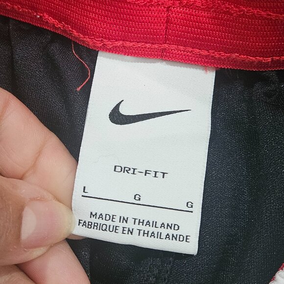 Men's Nike Basketball Shorts & Swim Trunks - Large - Picture 9 of 16